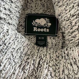 Roots snowy fox knit